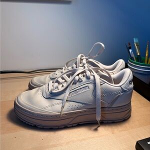 Reebok Beige Sneakers